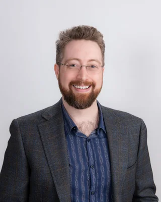 Image of Ken Wilton, Associate